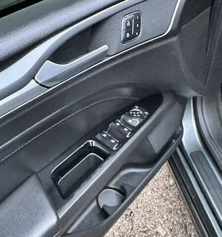 Зеленый Форд Фьюжн, объемом двигателя 2 л и пробегом 165 тыс. км за 11800 $, фото 18 на Automoto.ua