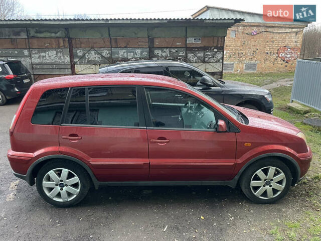 Оранжевый Форд Фьюжн, объемом двигателя 1.39 л и пробегом 192 тыс. км за 4200 $, фото 6 на Automoto.ua