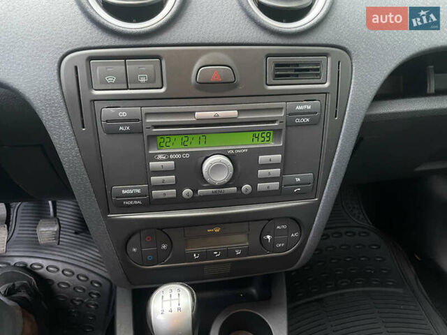 Оранжевый Форд Фьюжн, объемом двигателя 1.39 л и пробегом 192 тыс. км за 4200 $, фото 45 на Automoto.ua