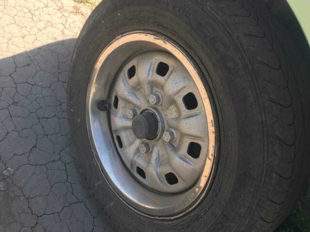 Зелений Форд ГТ, об'ємом двигуна 1.6 л та пробігом 300 тис. км за 629 $, фото 5 на Automoto.ua