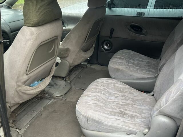 Белый Форд Галакси, объемом двигателя 1.9 л и пробегом 350 тыс. км за 1700 $, фото 5 на Automoto.ua