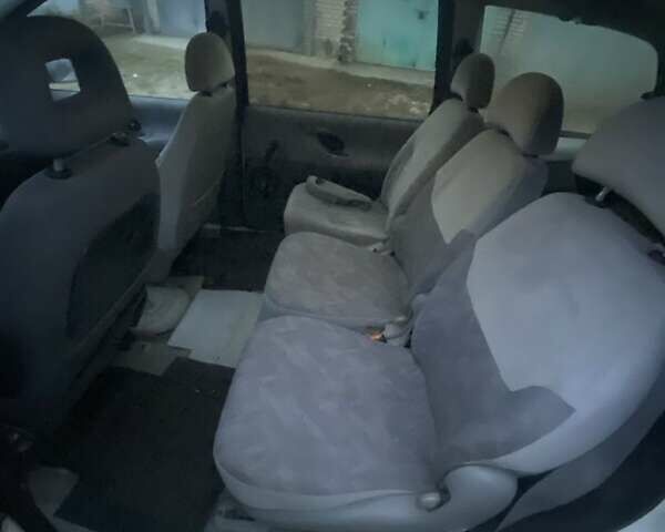 Белый Форд Галакси, объемом двигателя 1.9 л и пробегом 350 тыс. км за 2500 $, фото 11 на Automoto.ua