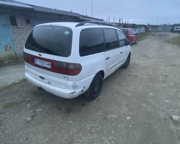 Белый Форд Галакси, объемом двигателя 1.9 л и пробегом 350 тыс. км за 2500 $, фото 3 на Automoto.ua