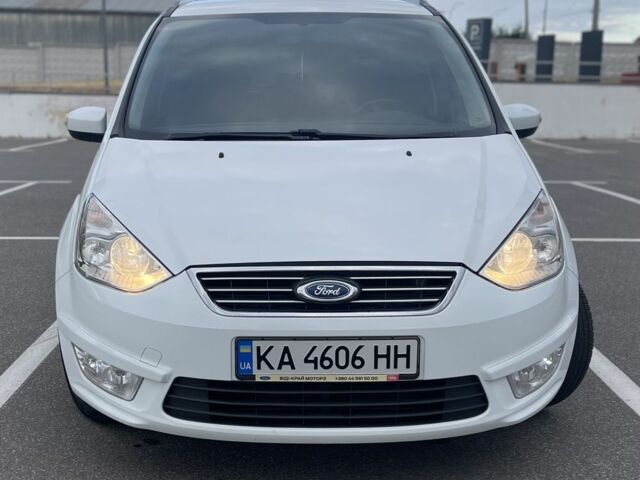 Форд Галакси 2011 в Киеве на Automoto.ua Белый Форд Галакси, объемом двигателя 1.6 л и пробегом 247 тыс. км за 9100 $, фото 1 на Automoto.ua
