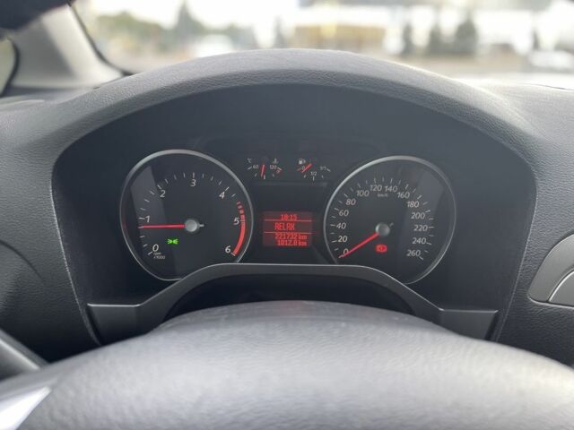 Форд Галакси 2011 в Киеве на Automoto.ua Белый Форд Галакси, объемом двигателя 1.6 л и пробегом 247 тыс. км за 9100 $, фото 12 на Automoto.ua