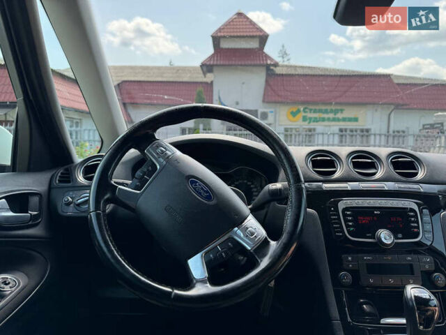 Білий Форд Галаксі, об'ємом двигуна 2 л та пробігом 260 тис. км за 11000 $, фото 7 на Automoto.ua