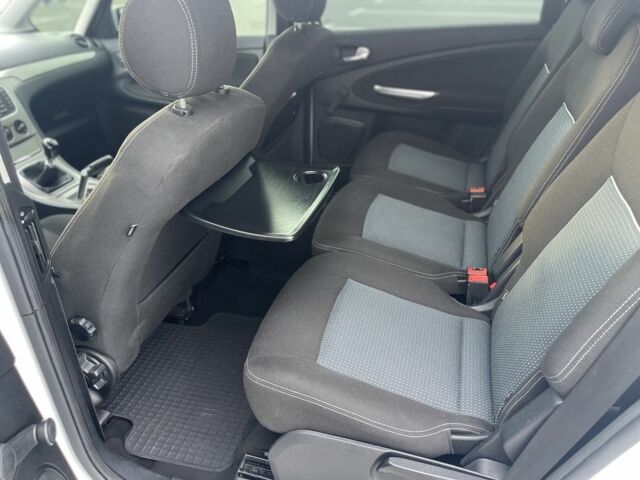 Форд Галакси 2011 в Киеве на Automoto.ua Белый Форд Галакси, объемом двигателя 1.6 л и пробегом 247 тыс. км за 9100 $, фото 16 на Automoto.ua