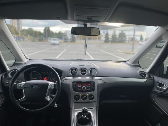 Форд Галакси 2011 в Киеве на Automoto.ua Белый Форд Галакси, объемом двигателя 1.6 л и пробегом 247 тыс. км за 9100 $, фото 6 на Automoto.ua