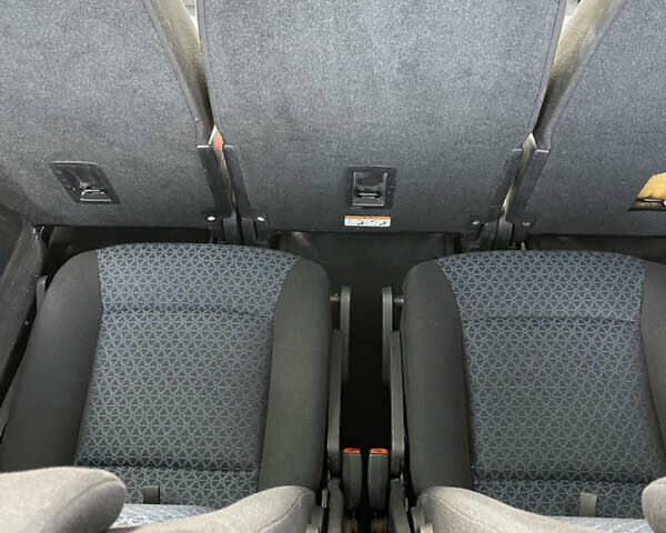 Білий Форд Галаксі, об'ємом двигуна 1.6 л та пробігом 220 тис. км за 9600 $, фото 41 на Automoto.ua