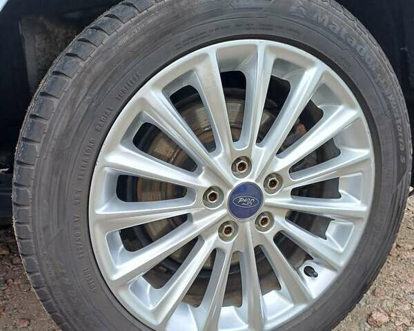 Белый Форд Галакси, объемом двигателя 2 л и пробегом 246 тыс. км за 12500 $, фото 27 на Automoto.ua