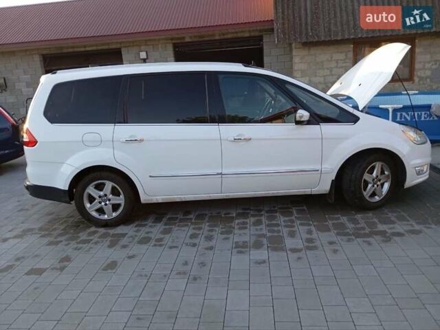 Білий Форд Галаксі, об'ємом двигуна 2 л та пробігом 230 тис. км за 10500 $, фото 14 на Automoto.ua
