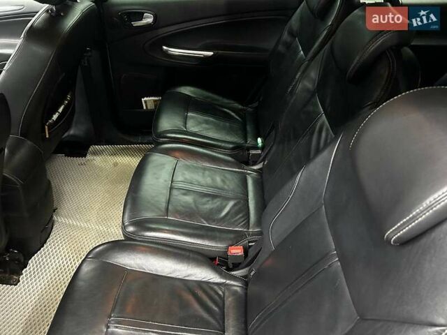 Белый Форд Галакси, объемом двигателя 2 л и пробегом 245 тыс. км за 12200 $, фото 15 на Automoto.ua