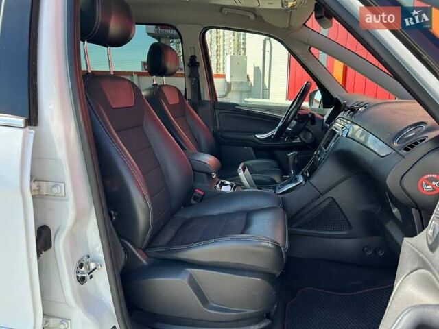 Білий Форд Галаксі, об'ємом двигуна 2 л та пробігом 249 тис. км за 11290 $, фото 8 на Automoto.ua