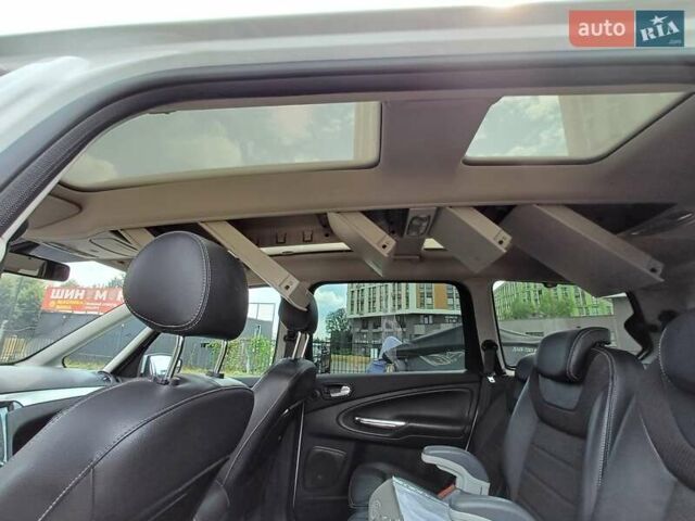 Белый Форд Галакси, объемом двигателя 2 л и пробегом 246 тыс. км за 12500 $, фото 19 на Automoto.ua