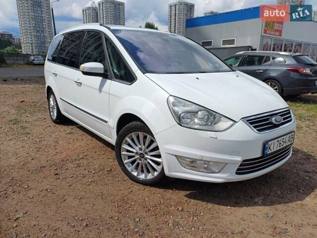 Белый Форд Галакси, объемом двигателя 2 л и пробегом 246 тыс. км за 12500 $, фото 5 на Automoto.ua