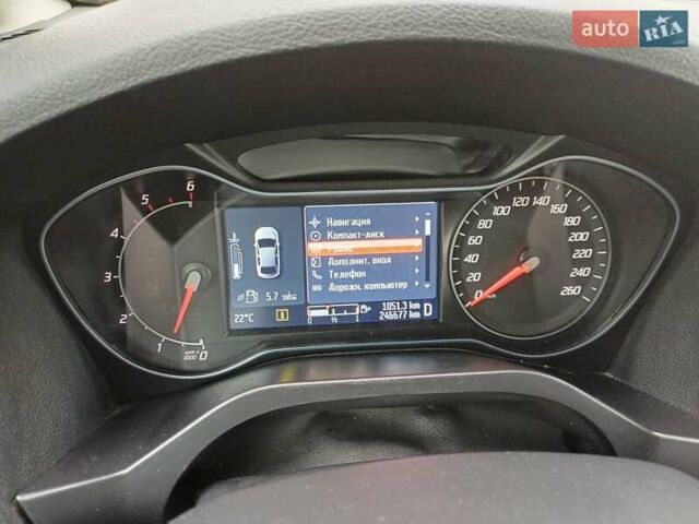 Белый Форд Галакси, объемом двигателя 2 л и пробегом 246 тыс. км за 12500 $, фото 6 на Automoto.ua