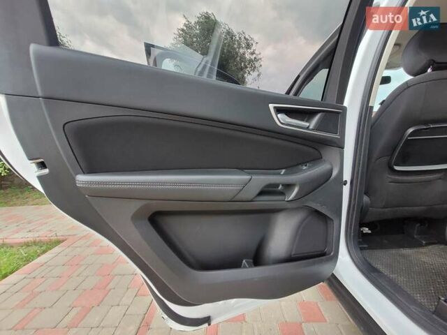 Белый Форд Галакси, объемом двигателя 2 л и пробегом 208 тыс. км за 16000 $, фото 27 на Automoto.ua