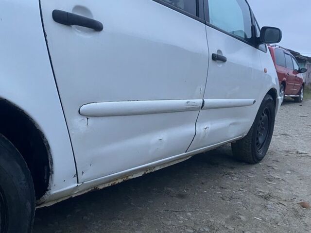 Белый Форд Галакси, объемом двигателя 1.9 л и пробегом 350 тыс. км за 2500 $, фото 3 на Automoto.ua