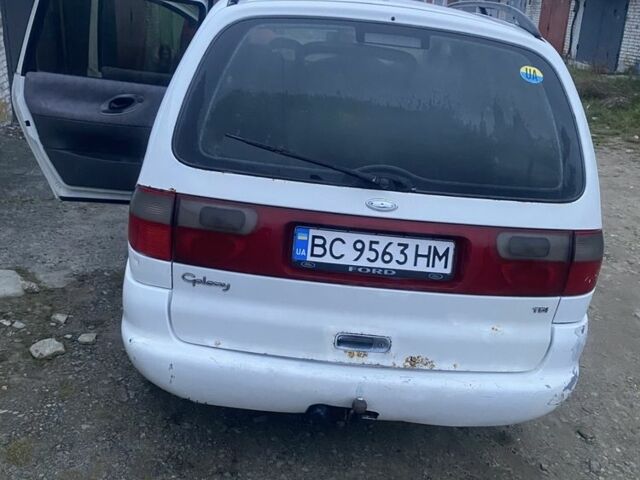 Белый Форд Галакси, объемом двигателя 1.9 л и пробегом 350 тыс. км за 2500 $, фото 9 на Automoto.ua