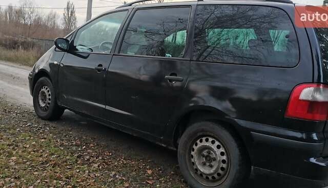 Черный Форд Галакси, объемом двигателя 2.8 л и пробегом 466 тыс. км за 3000 $, фото 2 на Automoto.ua