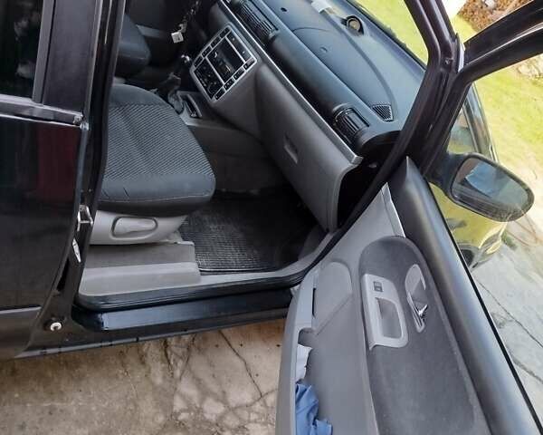 Черный Форд Галакси, объемом двигателя 1.9 л и пробегом 340 тыс. км за 2999 $, фото 18 на Automoto.ua