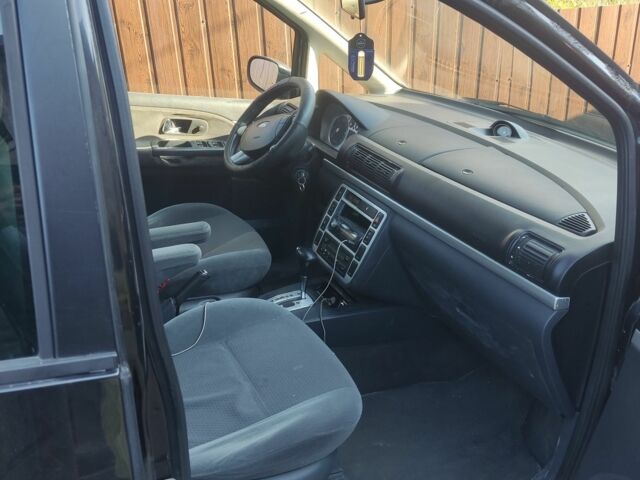 Черный Форд Галакси, объемом двигателя 0 л и пробегом 300 тыс. км за 3500 $, фото 2 на Automoto.ua