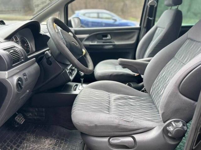 Черный Форд Галакси, объемом двигателя 1.9 л и пробегом 273 тыс. км за 5800 $, фото 6 на Automoto.ua