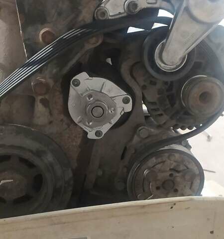 Черный Форд Галакси, объемом двигателя 2.8 л и пробегом 300 тыс. км за 6000 $, фото 2 на Automoto.ua