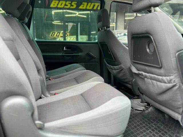 Черный Форд Галакси, объемом двигателя 1.9 л и пробегом 273 тыс. км за 5800 $, фото 13 на Automoto.ua