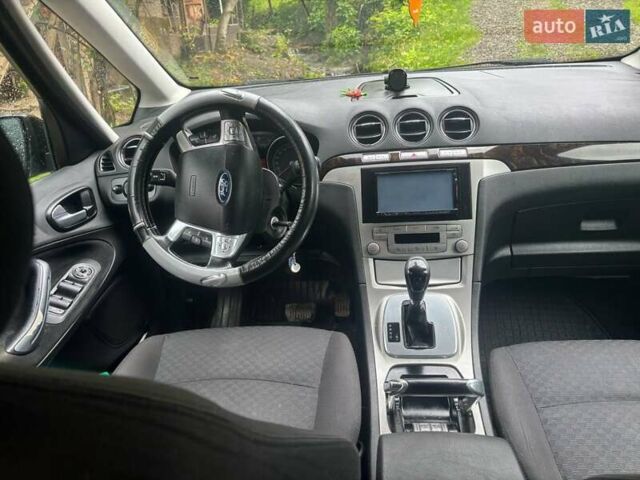 Черный Форд Галакси, объемом двигателя 2 л и пробегом 265 тыс. км за 7650 $, фото 10 на Automoto.ua