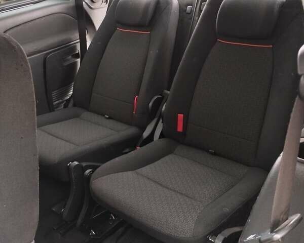 Черный Форд Галакси, объемом двигателя 2 л и пробегом 323 тыс. км за 7100 $, фото 11 на Automoto.ua