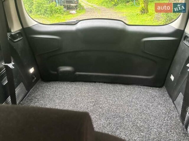 Черный Форд Галакси, объемом двигателя 2 л и пробегом 265 тыс. км за 7650 $, фото 9 на Automoto.ua