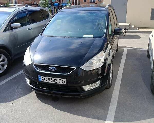 Чорний Форд Галаксі, об'ємом двигуна 2 л та пробігом 360 тис. км за 6000 $, фото 2 на Automoto.ua