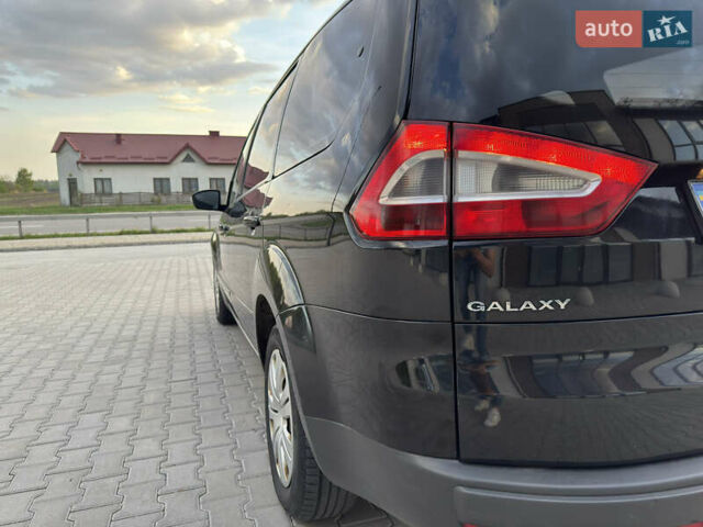 Черный Форд Галакси, объемом двигателя 2 л и пробегом 275 тыс. км за 7700 $, фото 16 на Automoto.ua