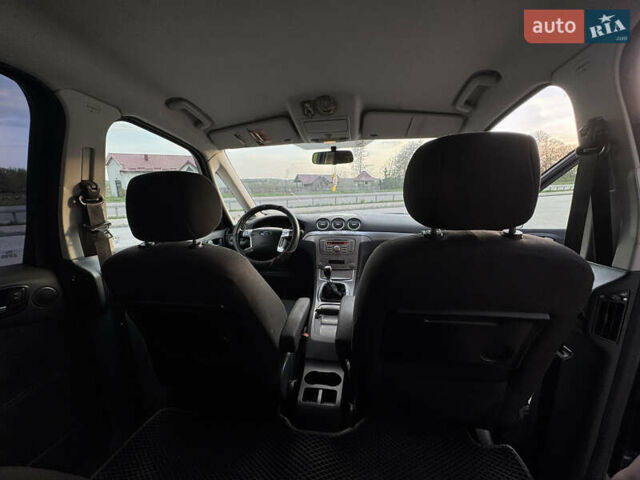 Черный Форд Галакси, объемом двигателя 2 л и пробегом 275 тыс. км за 7700 $, фото 42 на Automoto.ua