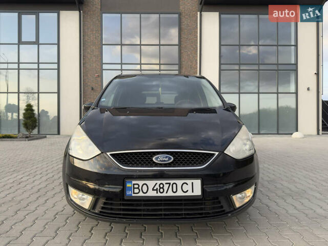 Черный Форд Галакси, объемом двигателя 2 л и пробегом 275 тыс. км за 7700 $, фото 2 на Automoto.ua