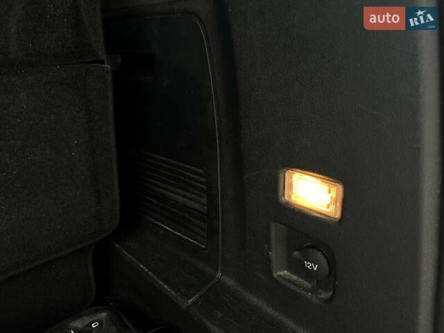 Черный Форд Галакси, объемом двигателя 2 л и пробегом 275 тыс. км за 7700 $, фото 30 на Automoto.ua