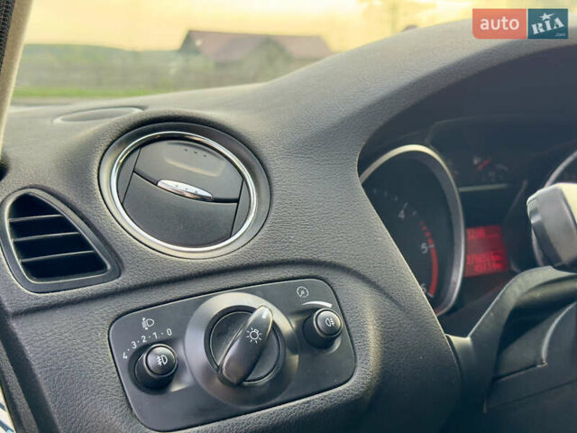 Черный Форд Галакси, объемом двигателя 2 л и пробегом 275 тыс. км за 7700 $, фото 37 на Automoto.ua