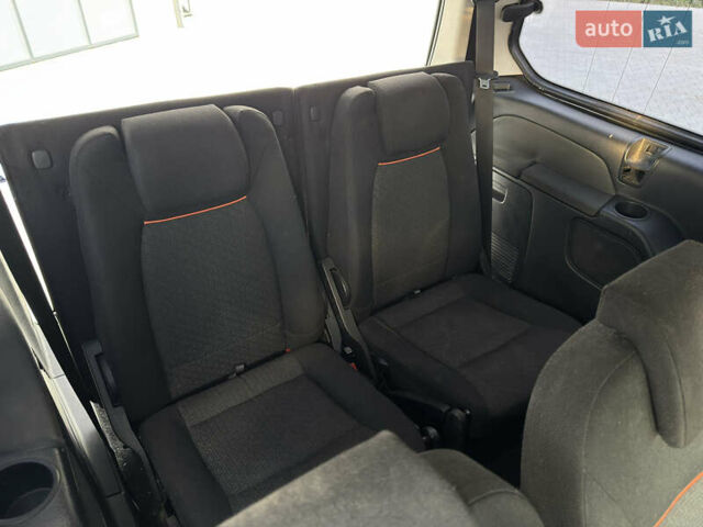 Черный Форд Галакси, объемом двигателя 2 л и пробегом 275 тыс. км за 7700 $, фото 31 на Automoto.ua