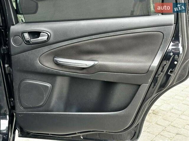 Чорний Форд Галаксі, об'ємом двигуна 2 л та пробігом 288 тис. км за 10490 $, фото 26 на Automoto.ua