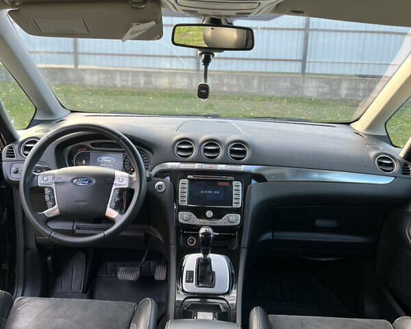 Чорний Форд Галаксі, об'ємом двигуна 2 л та пробігом 220 тис. км за 11300 $, фото 10 на Automoto.ua