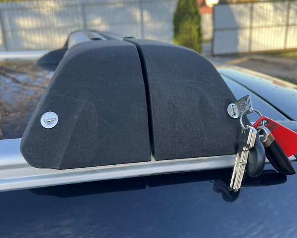 Чорний Форд Галаксі, об'ємом двигуна 2 л та пробігом 220 тис. км за 11300 $, фото 35 на Automoto.ua