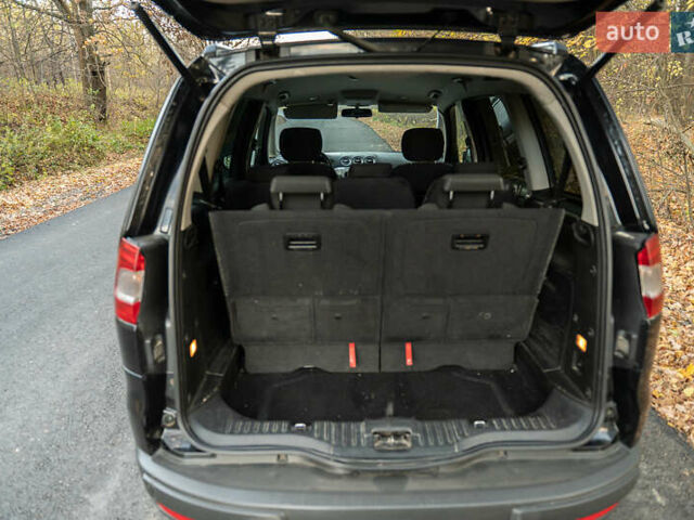 Чорний Форд Галаксі, об'ємом двигуна 2 л та пробігом 316 тис. км за 9600 $, фото 18 на Automoto.ua