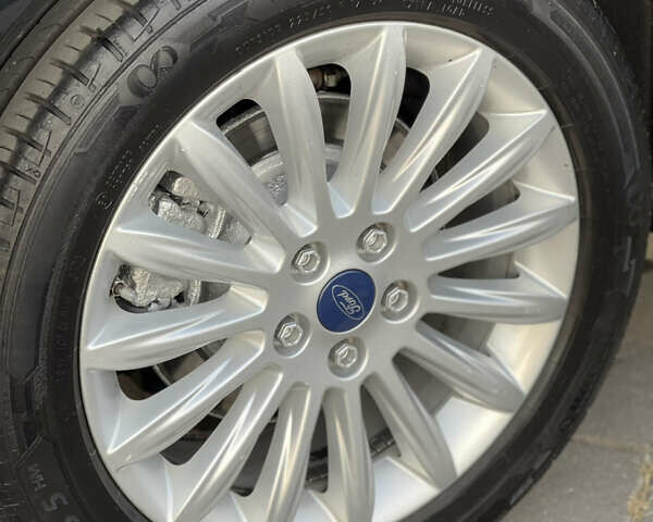 Черный Форд Галакси, объемом двигателя 2 л и пробегом 243 тыс. км за 11950 $, фото 61 на Automoto.ua