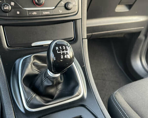 Черный Форд Галакси, объемом двигателя 2 л и пробегом 243 тыс. км за 11950 $, фото 91 на Automoto.ua