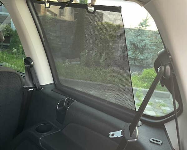 Черный Форд Галакси, объемом двигателя 2 л и пробегом 243 тыс. км за 11950 $, фото 69 на Automoto.ua