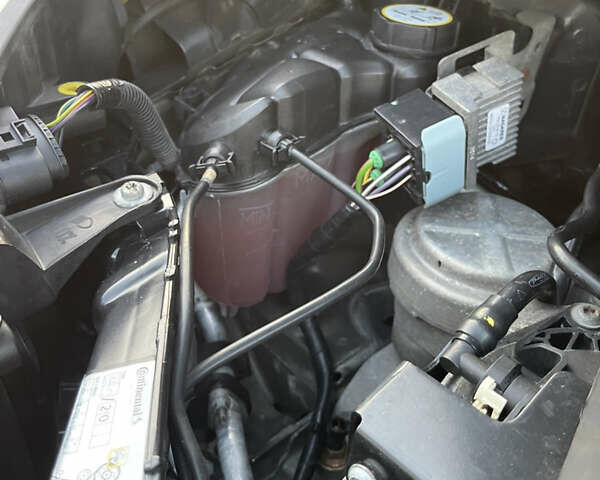 Черный Форд Галакси, объемом двигателя 2 л и пробегом 243 тыс. км за 11950 $, фото 127 на Automoto.ua