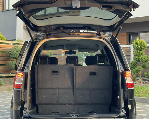 Черный Форд Галакси, объемом двигателя 2 л и пробегом 243 тыс. км за 11950 $, фото 7 на Automoto.ua