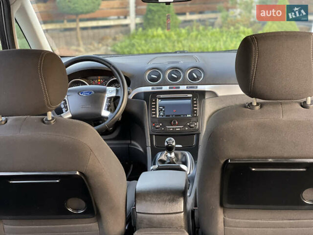 Черный Форд Галакси, объемом двигателя 2 л и пробегом 243 тыс. км за 11950 $, фото 84 на Automoto.ua