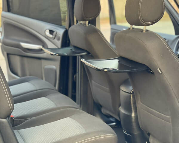 Черный Форд Галакси, объемом двигателя 2 л и пробегом 243 тыс. км за 11950 $, фото 67 на Automoto.ua